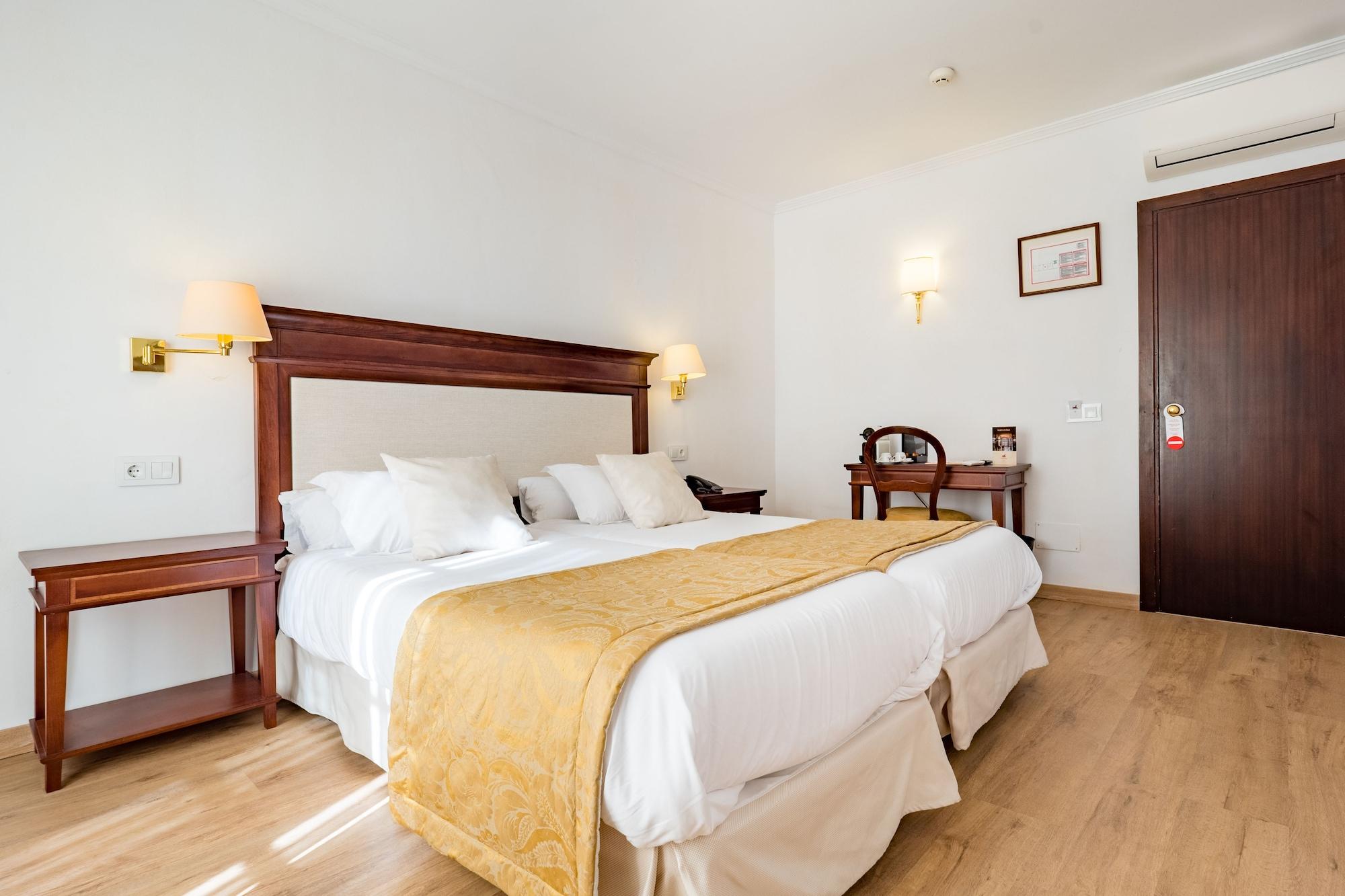 Hotel Born Palma de Mallorca Luaran gambar